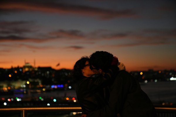 Comment acheter des souvenirs artisanaux sans se faire arnaquer dans les souks de Marrakech?