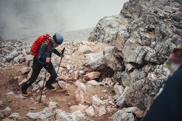 Quels sont les conseils pour une randonnée en altitude dans les montagnes du Colorado, USA ?