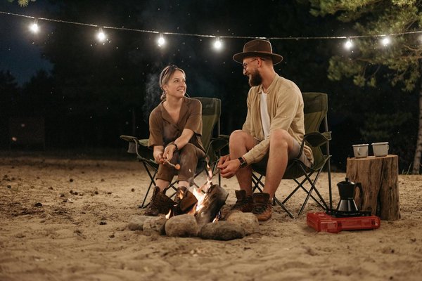 Quels sont les meilleurs itinéraires pour une randonnée dans les montagnes des Alpes suisses : conseils et préparations ?