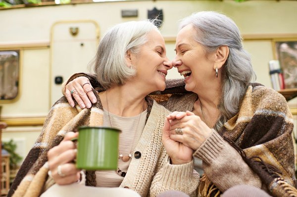 Quelles sont les astuces pour camper dans des régions volcaniques sans risques?